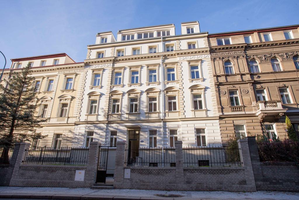 Smichov Praguestars Apartment
