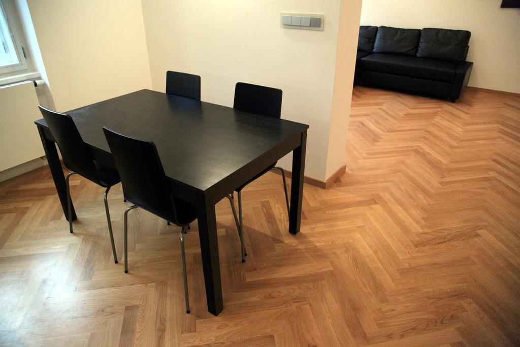 Apartment Smichov Praguestars *
