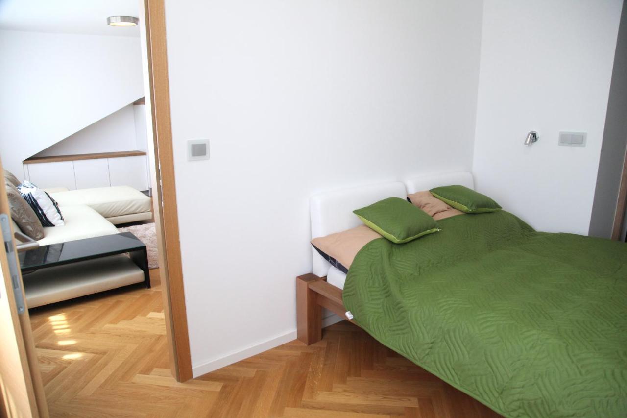Apartment Smichov Praguestars Prag
